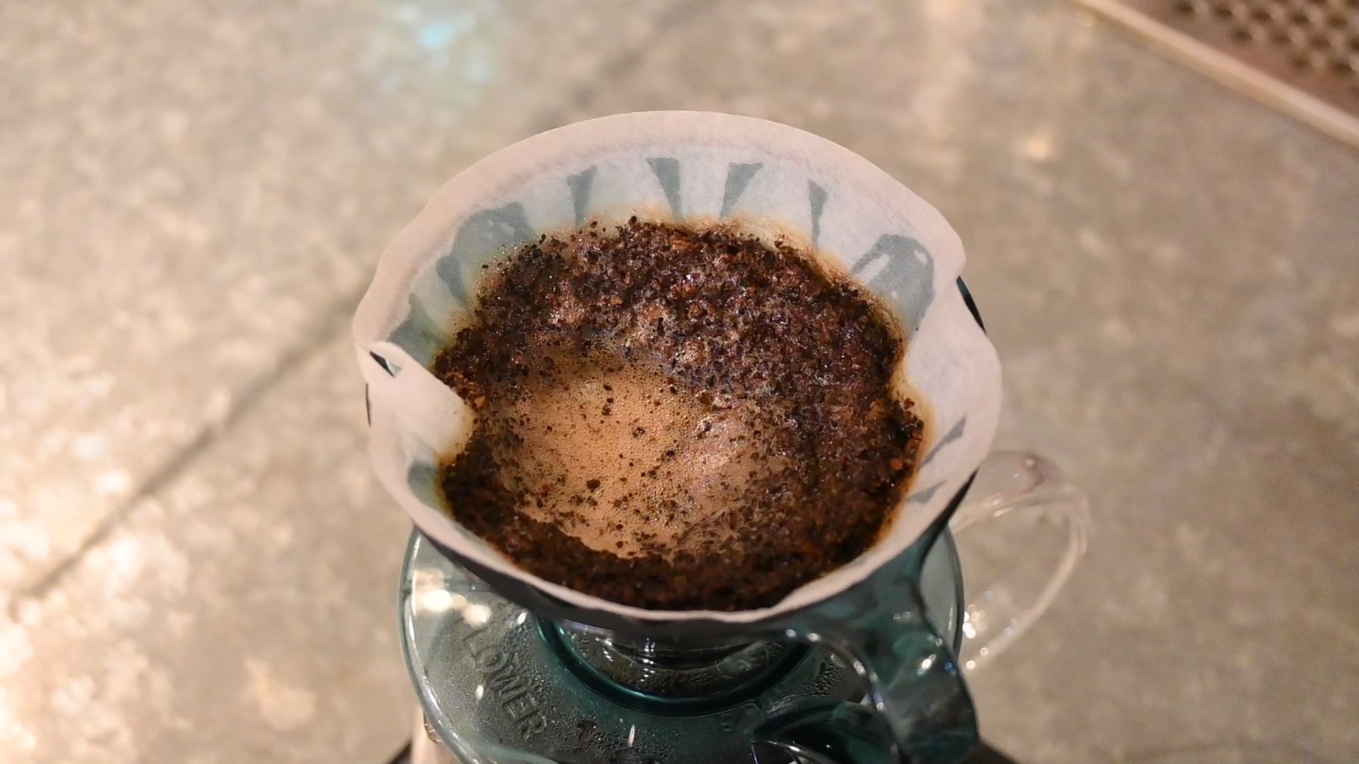 第3次注水前：研钵状粉面